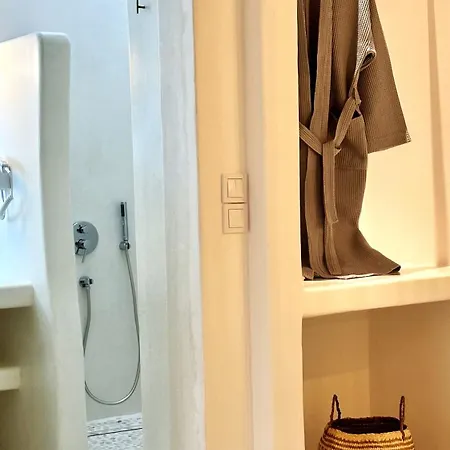 Aparthotel Myconian Theros Luxury