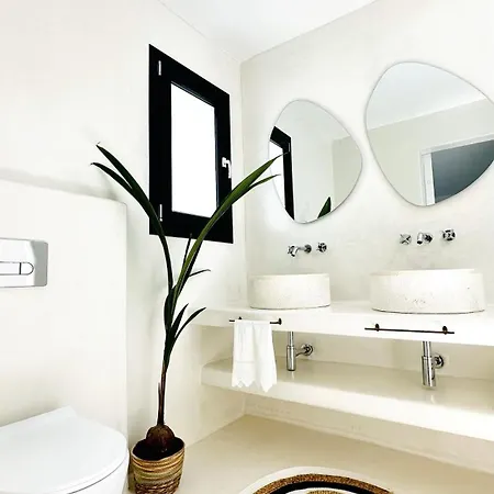 Myconian Theros Luxury Otel