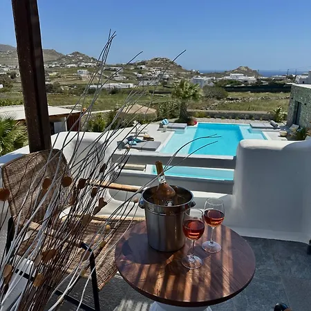 Apartahotel Myconian Theros Luxury 4*