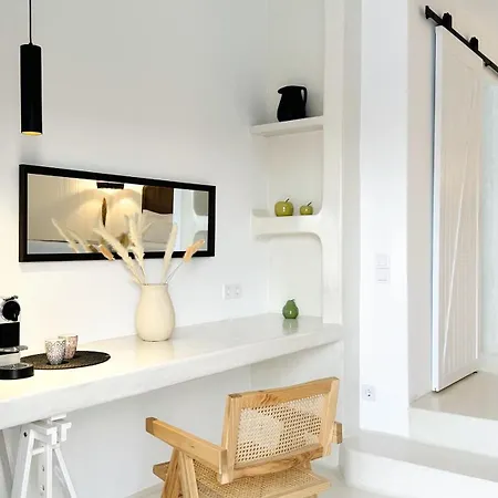 Myconian Theros Luxury 4* אנו מרה