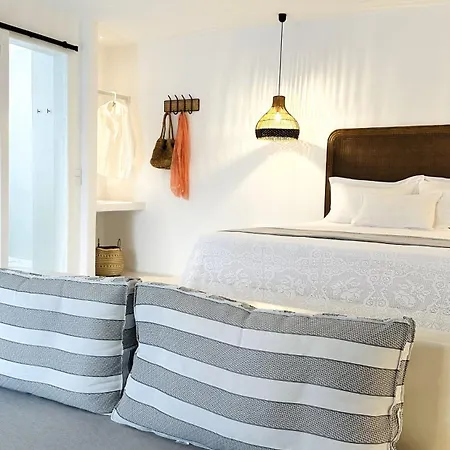 Myconian Theros Luxury Apartahotel Ano Mera