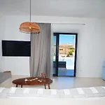 Myconian Theros Luxury Suites Aparthotel 4*