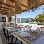 Aparthotel Myconian Theros Luxury Suites 4*