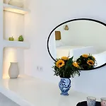 Myconian Theros Luxury Suites Ano Mera