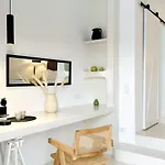 Myconian Theros Luxury Suites 4* Ano Mera