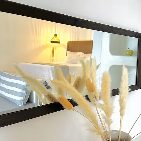 Myconian Theros Luxury Ξενοδοχείο με διαμερίσματα Άνω Μερά