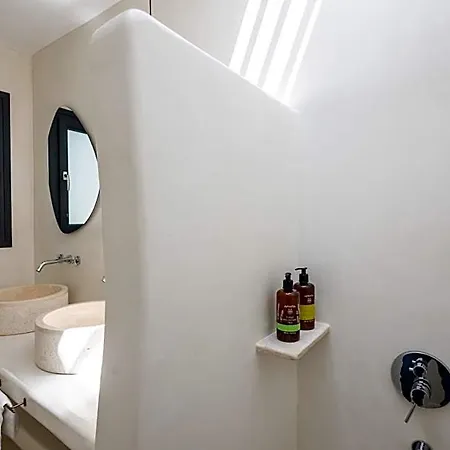 Myconian Theros Luxury Aparthotel