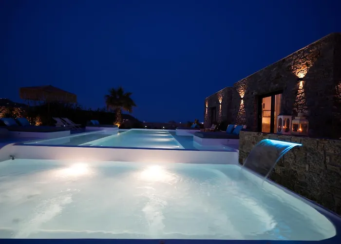 Aparthotel Myconian Theros Luxury Suites 4*