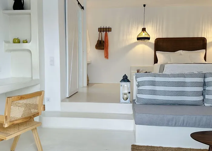 Myconian Theros All Suite Hotel Апарт-отель 4*